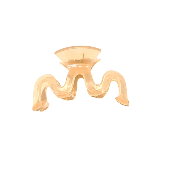 🍁 3/$15 Boutique Squiggle Claw Hair Clip - Picture 3 of 6